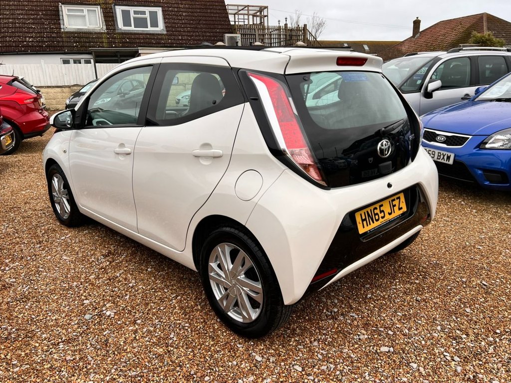 Used Toyota AYGO 2015 for sale - 77594621: Photo 9
