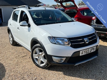 Used Dacia Sandero Stepway 2015 for sale - 78349299: Photo