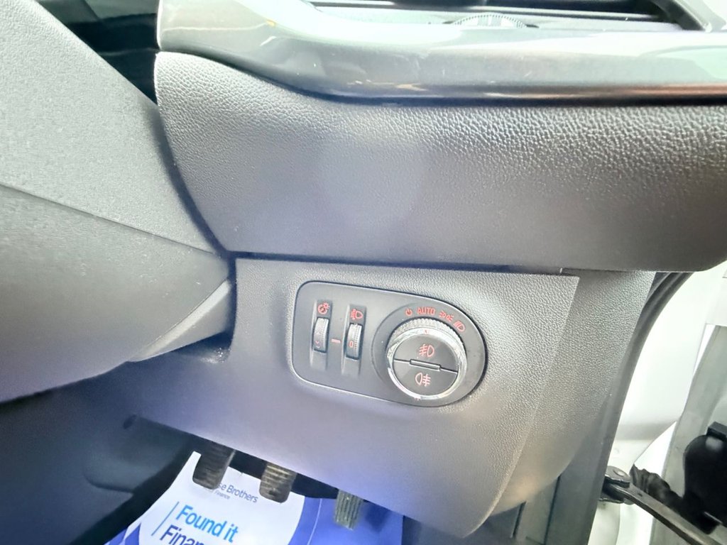 Used Vauxhall Corsa 2016 for sale - 77451930: Photo 29