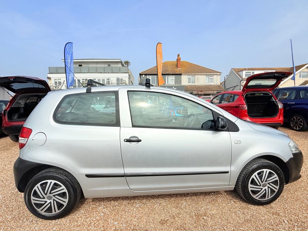 Used Volkswagen Fox 2010 for sale - 77976548: Photo 2