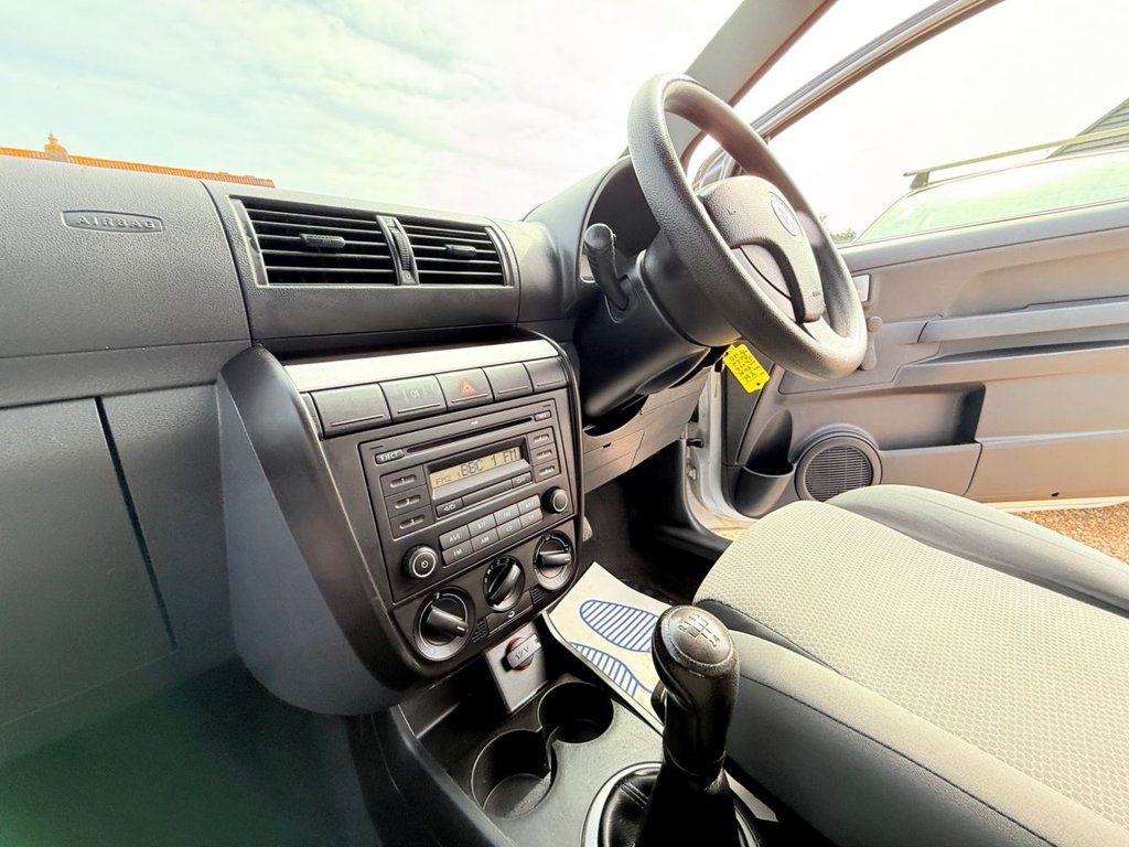 Used Volkswagen Fox 2010 for sale - 77976548: Photo 21