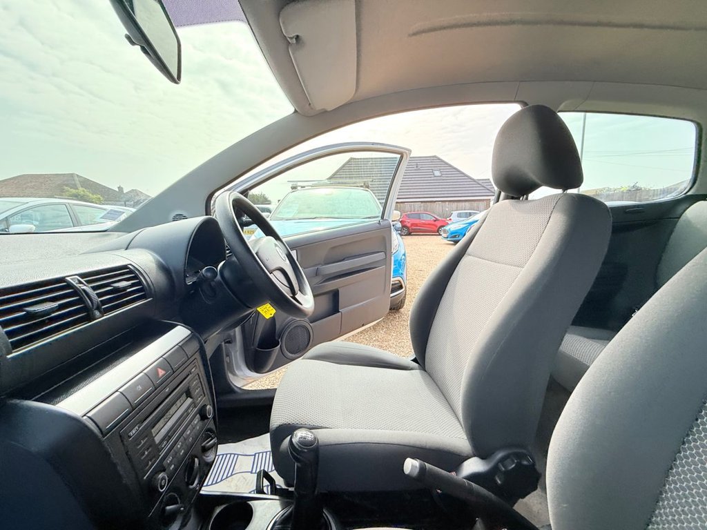 Used Volkswagen Fox 2010 for sale - 77976548: Photo 27