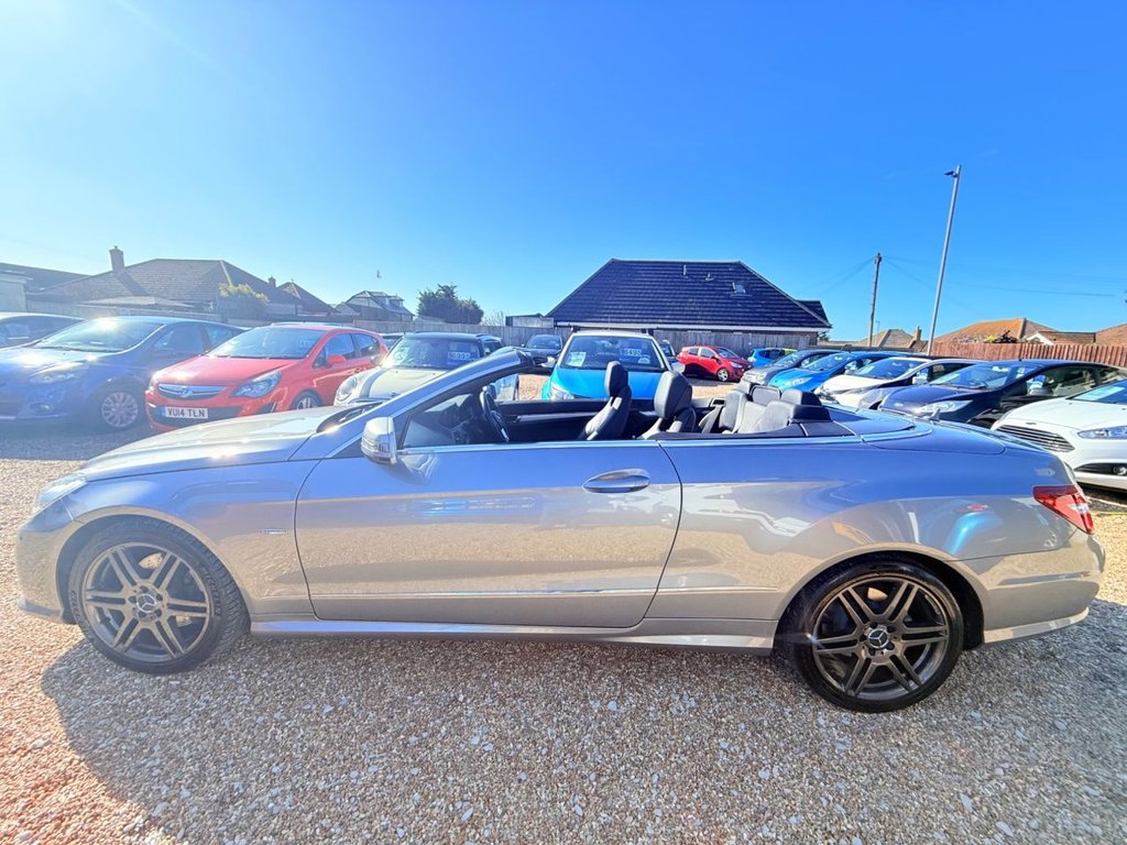 Used Mercedes-Benz E Class 2011 for sale - 77890960: Photo 10