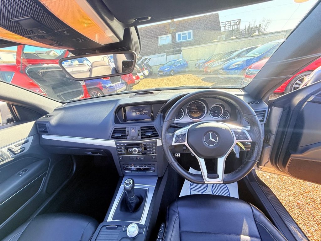 Used Mercedes-Benz E Class 2011 for sale - 77890960: Photo 19