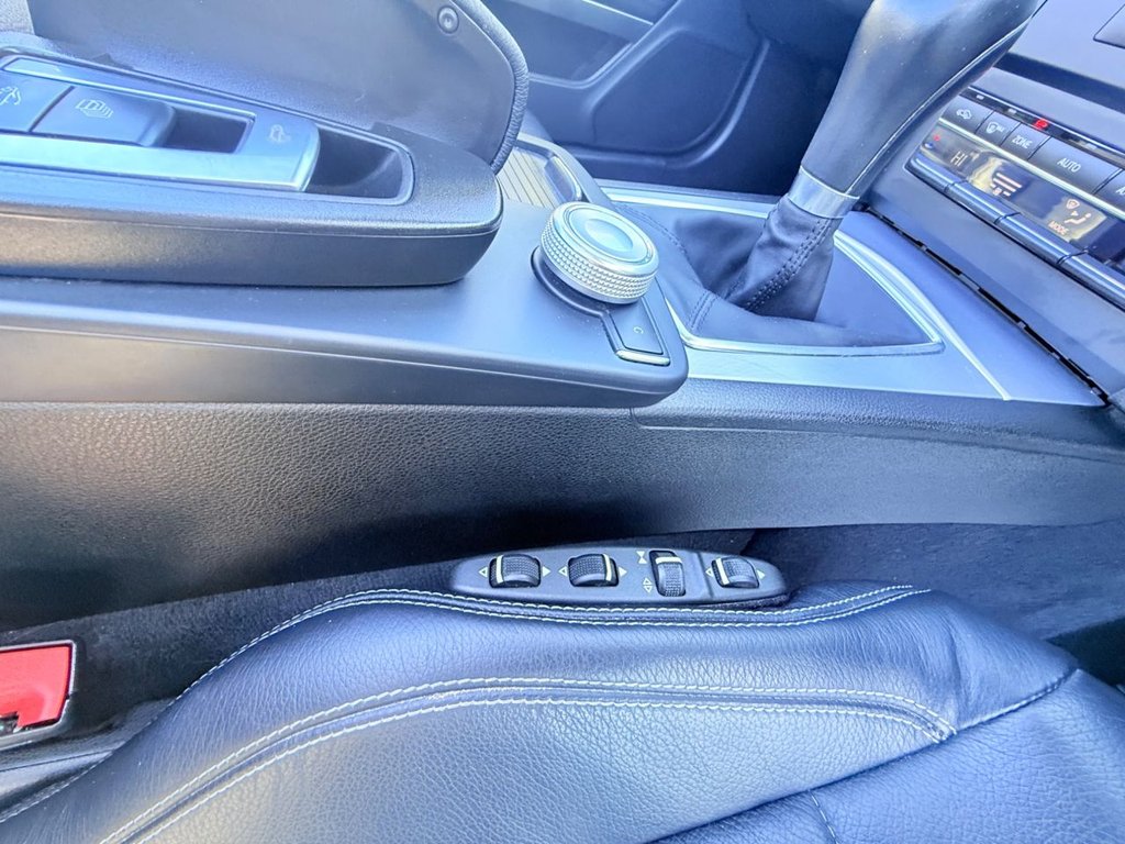 Used Mercedes-Benz E Class 2011 for sale - 77890960: Photo 32