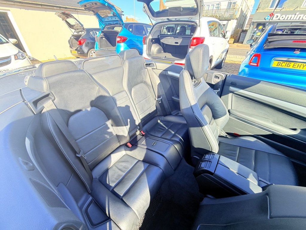 Used Mercedes-Benz E Class 2011 for sale - 77890960: Photo 35