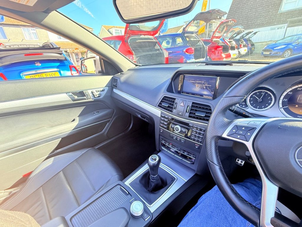 Used Mercedes-Benz E Class 2011 for sale - 77890960: Photo 46