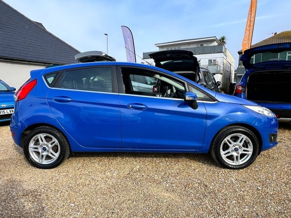 Used Ford Fiesta 2013 for sale - 76132250: Photo 2