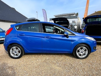 Used Ford Fiesta 2013 for sale - 76132250: Photo 2