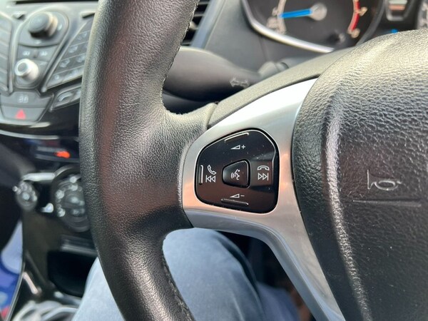 Used Ford Fiesta 2013 for sale - 76132250: Photo 30