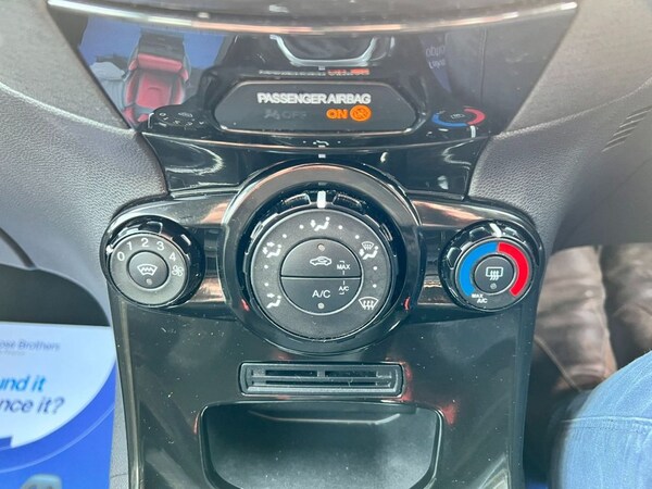 Used Ford Fiesta 2013 for sale - 76132250: Photo 33