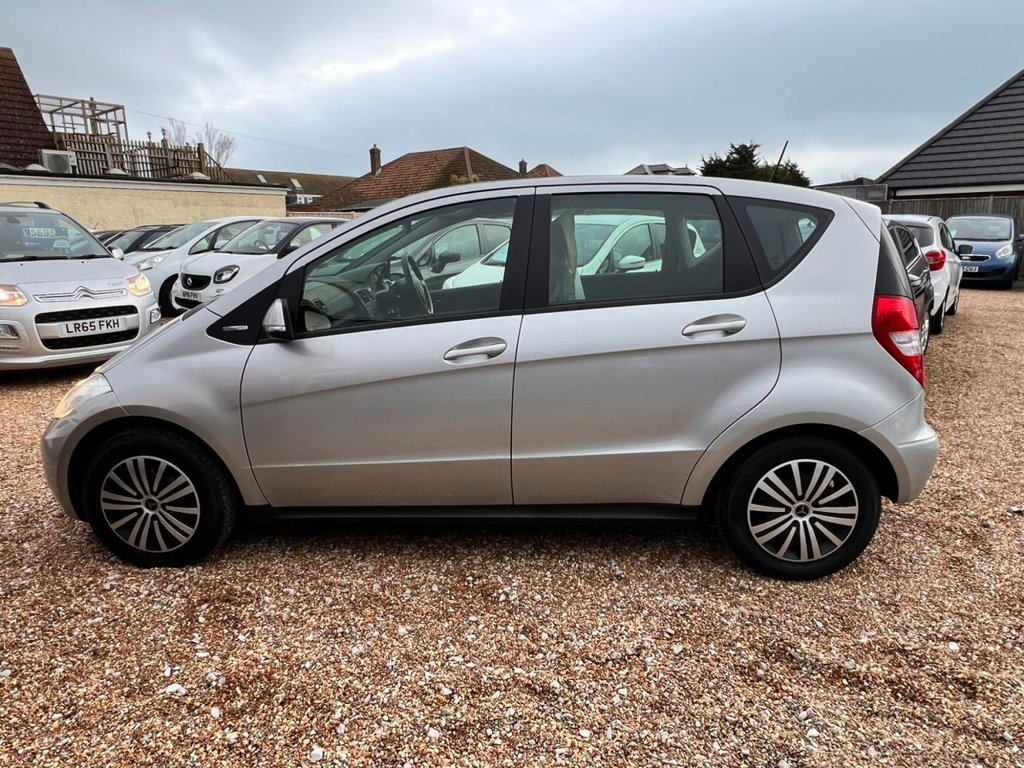 Used Mercedes-Benz A-Class 2012 for sale - 77498940: Photo 10