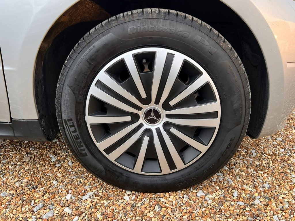 Used Mercedes-Benz A-Class 2012 for sale - 77498940: Photo 15