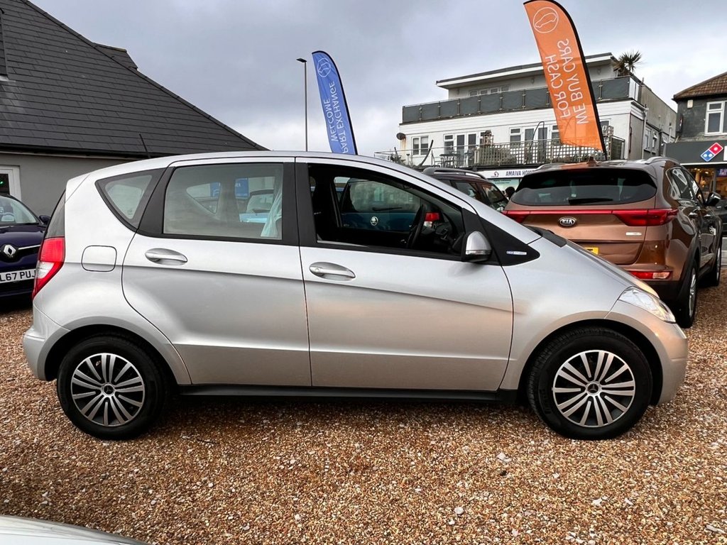 Used Mercedes-Benz A-Class 2012 for sale - 77498940: Photo 4