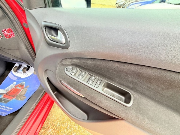 Used Citroen C3 Picasso 2015 for sale - 75527863: Photo 17