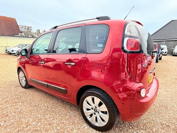 Used Citroen C3 Picasso 2015 for sale - 75527863: Photo 6
