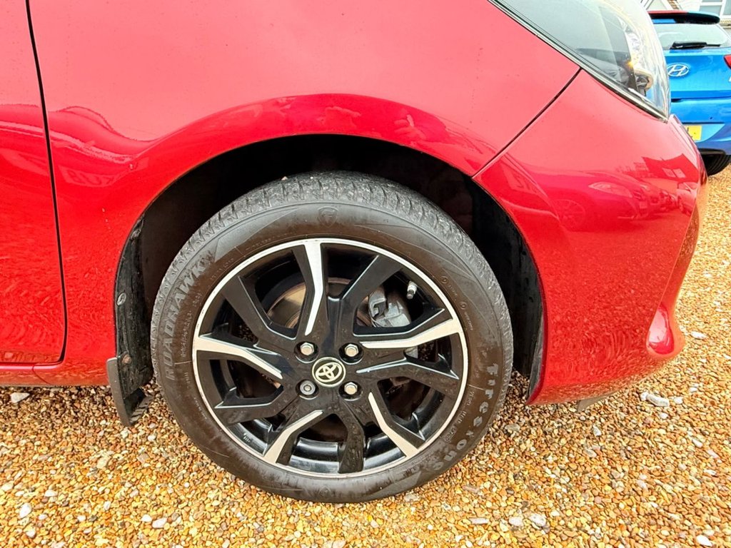 Used Toyota Yaris 2016 for sale - 76509582: Photo 11