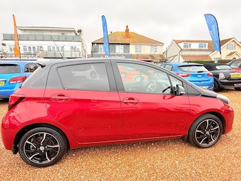 Used Toyota Yaris 2016 for sale - 76509582: Photo