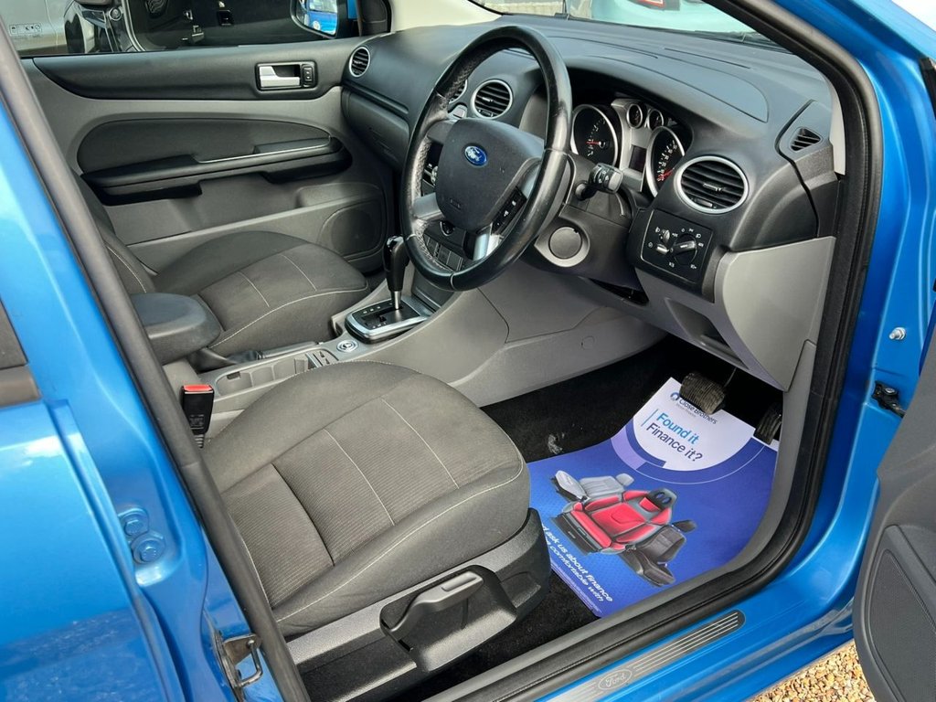 Used Ford Focus 2010 for sale - 76509374: Photo 13