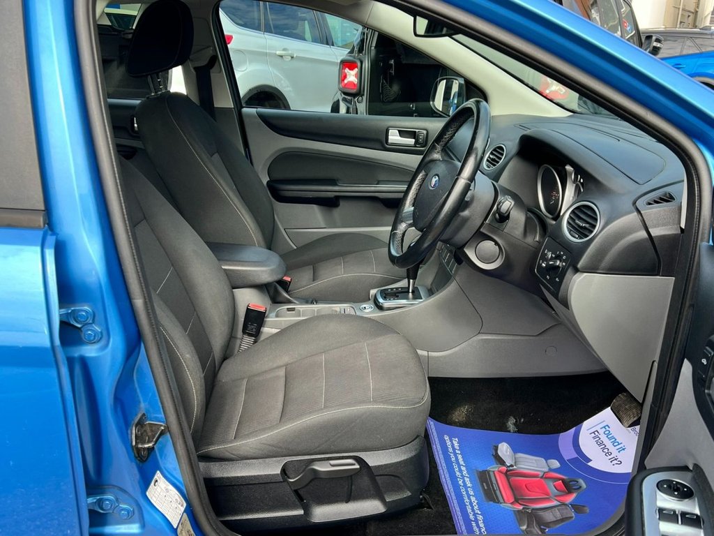 Used Ford Focus 2010 for sale - 76509374: Photo 14