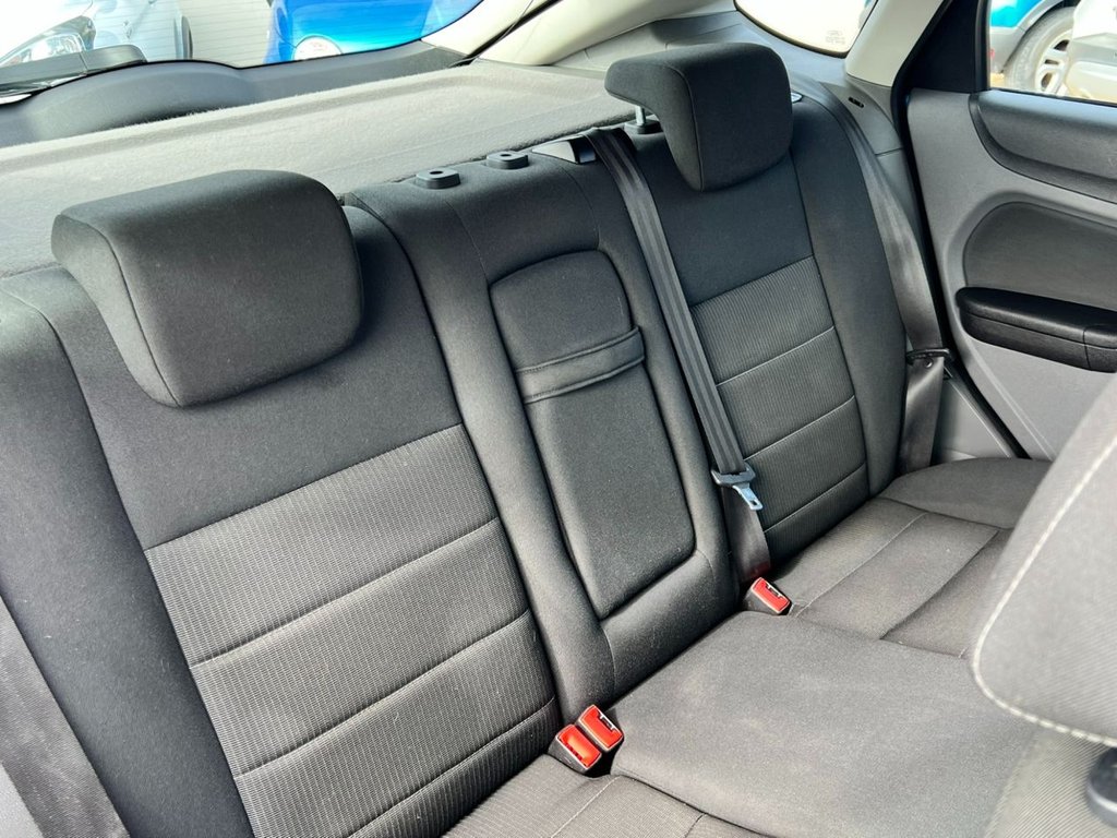 Used Ford Focus 2010 for sale - 76509374: Photo 17