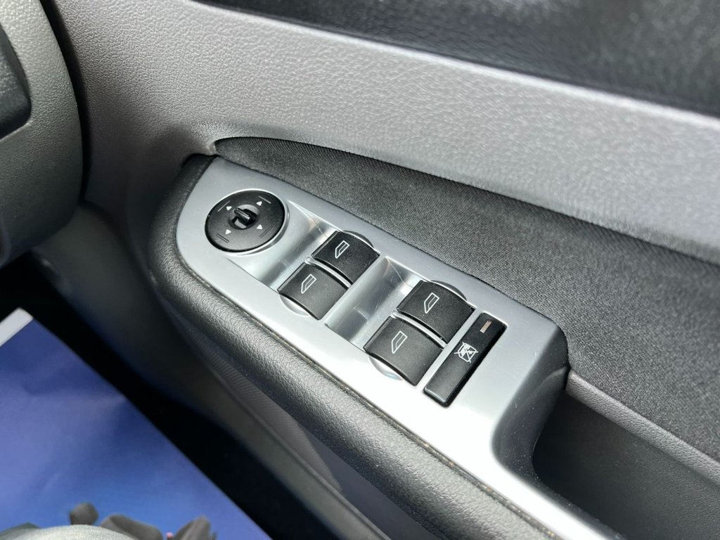 Used Ford Focus 2010 for sale - 76509374: Photo 32