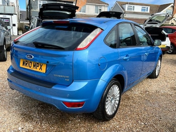 Used Ford Focus 2010 for sale - 76509374: Photo