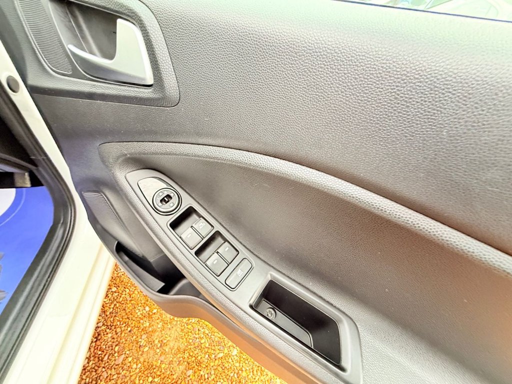 Used Hyundai i20 2017 for sale - 77780843: Photo 20