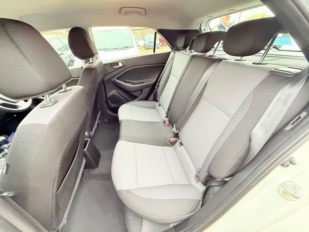 Used Hyundai i20 2017 for sale - 77780843: Photo 24