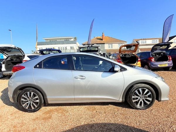 Used Honda Civic 2013 for sale - 76224020: Photo 2