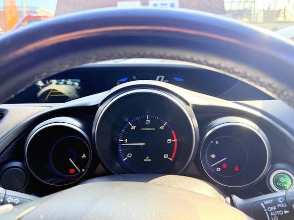 Used Honda Civic 2013 for sale - 76224020: Photo 31
