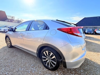 Used Honda Civic 2013 for sale - 76224020: Photo 3
