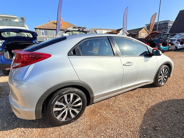 Used Honda Civic 2013 for sale - 76224020: Photo 5