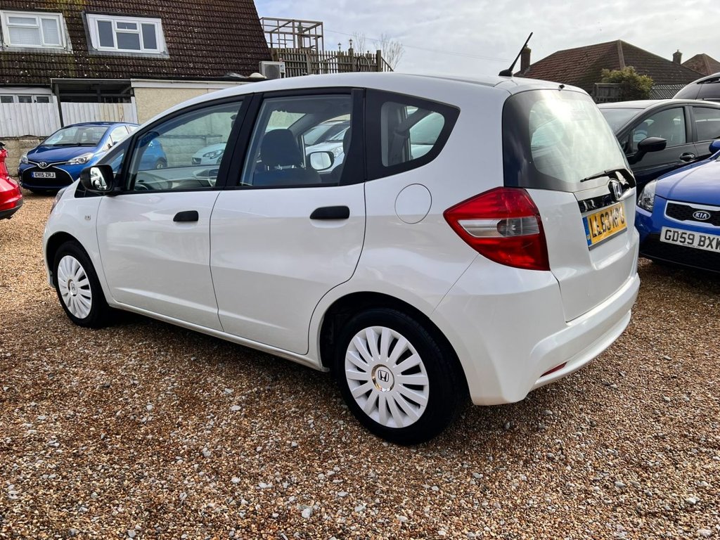 Used Honda Jazz 2013 for sale - 77521432: Photo 12