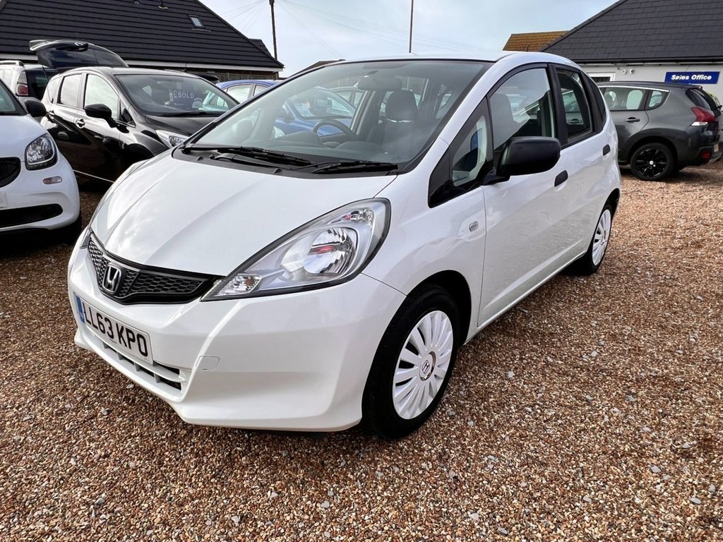 Used Honda Jazz 2013 for sale - 77521432: Photo 14