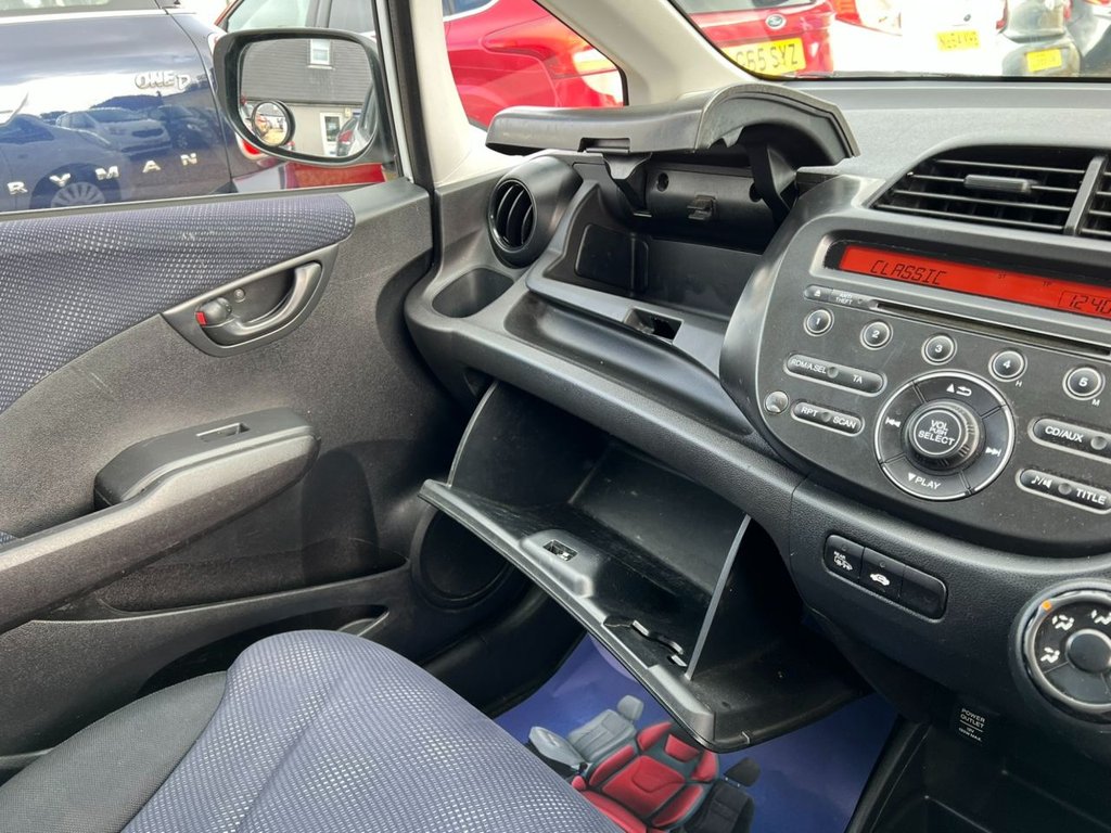 Used Honda Jazz 2013 for sale - 77521432: Photo 37