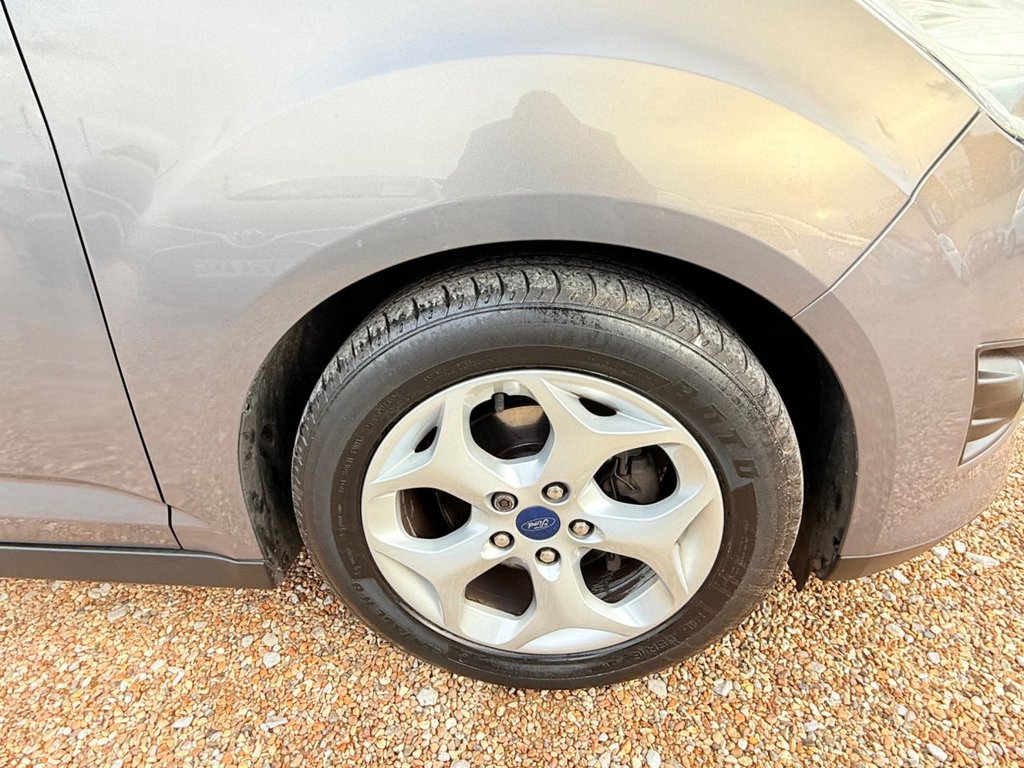 Used Ford C-Max 2013 for sale - 76665650: Photo 11