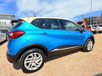 Used Renault Captur 2016 for sale - 75585358: Photo