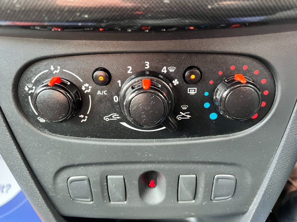 Used Dacia Sandero 2020 for sale - 76081183: Photo 33