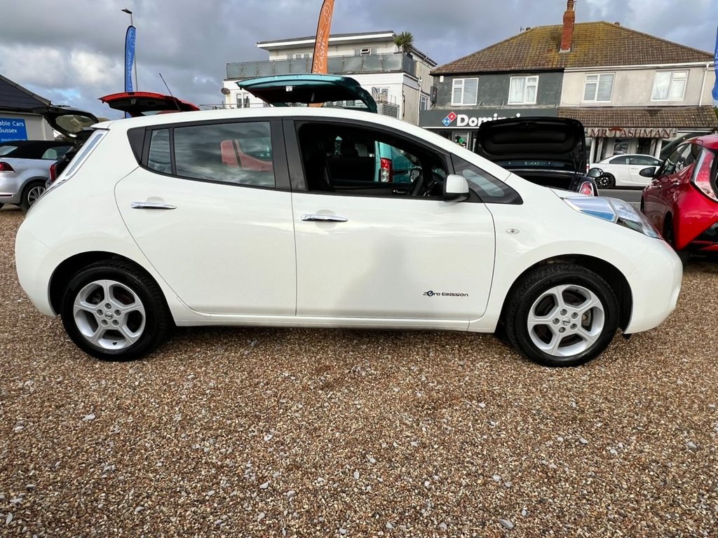 Used Nissan Leaf 2017 for sale - 77014492: Photo 4