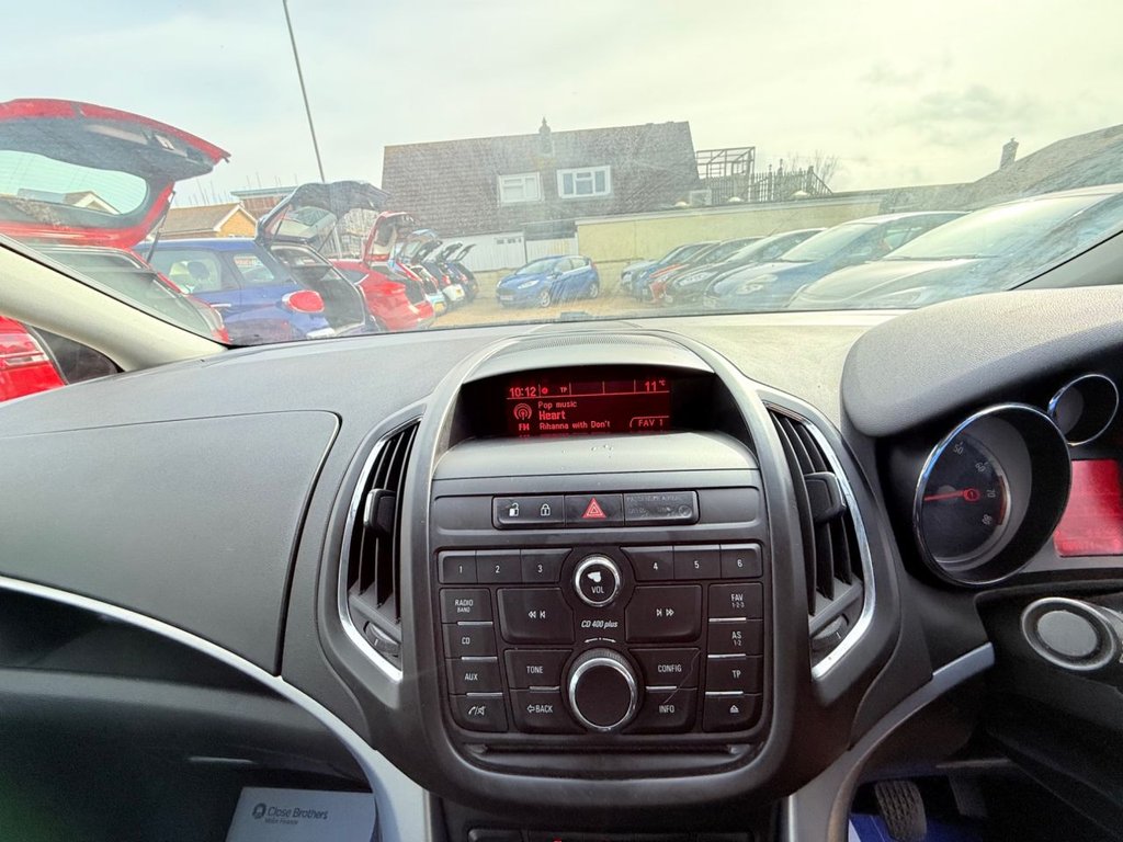 Used Vauxhall Zafira 2015 for sale - 78029931: Photo 31