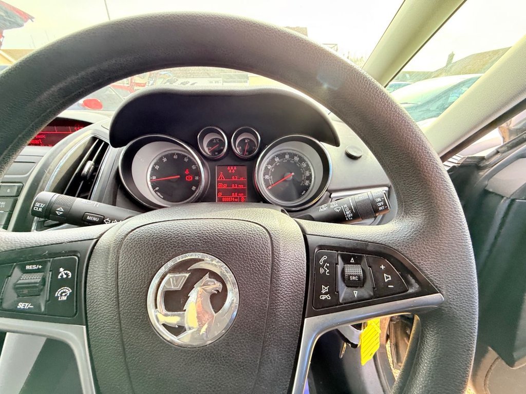 Used Vauxhall Zafira 2015 for sale - 78029931: Photo 33