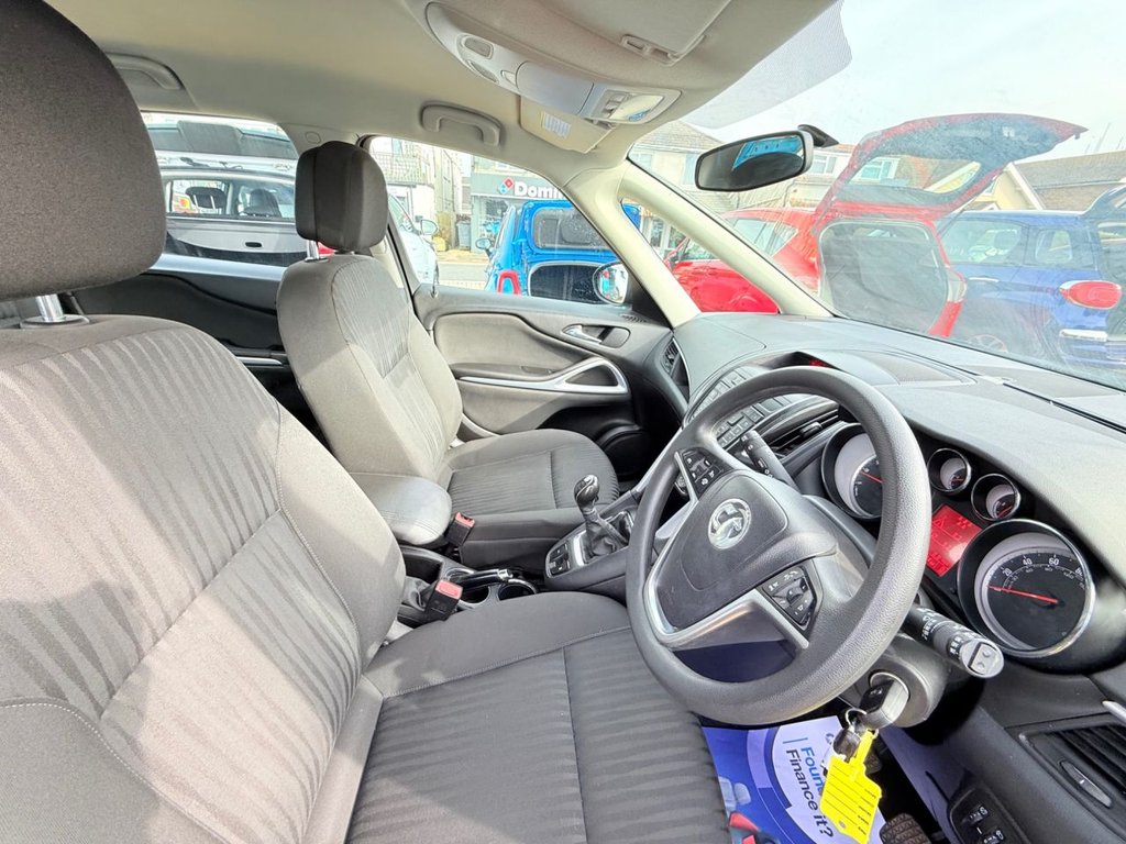 Used Vauxhall Zafira 2015 for sale - 78029931: Photo 36