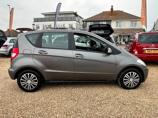Used Mercedes-Benz A-Class 2009 for sale - 75573506: Photo 2