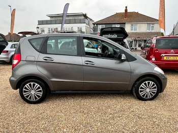 Used Mercedes-Benz A-Class 2009 for sale - 75573506: Photo