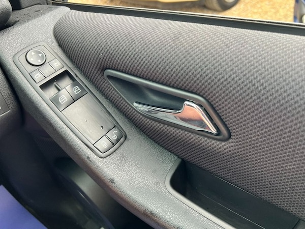 Used Mercedes-Benz A-Class 2009 for sale - 75573506: Photo 36