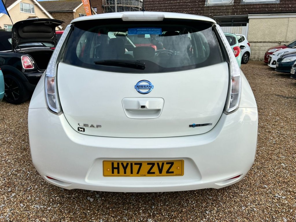 Used Nissan Leaf 2017 for sale - 76841584: Photo 8