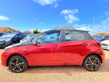Used Toyota Yaris 2016 for sale - 78850818: Photo