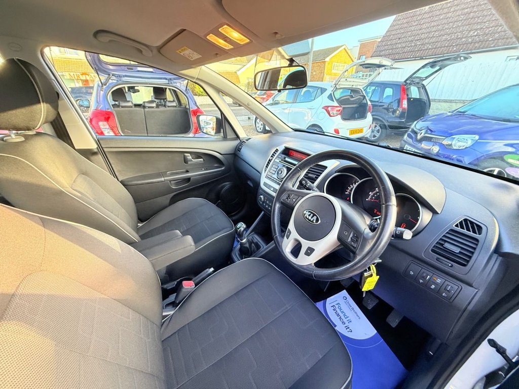 Used Kia Venga 2015 for sale - 76698556: Photo 12