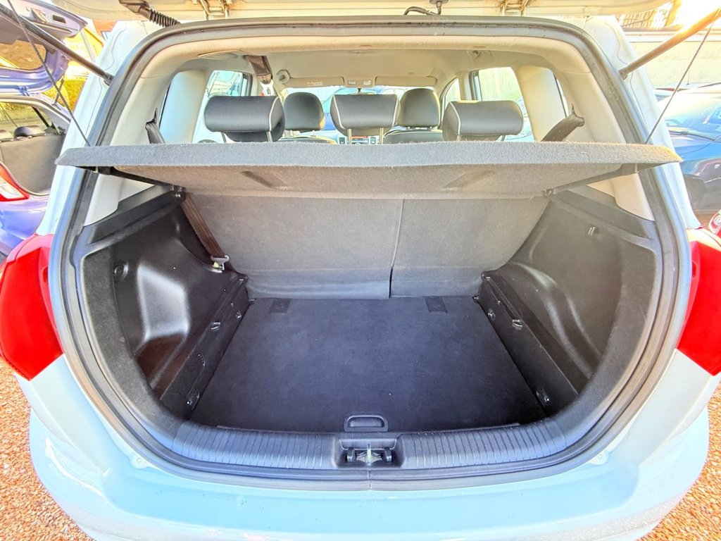 Used Kia Venga 2015 for sale - 76698556: Photo 21